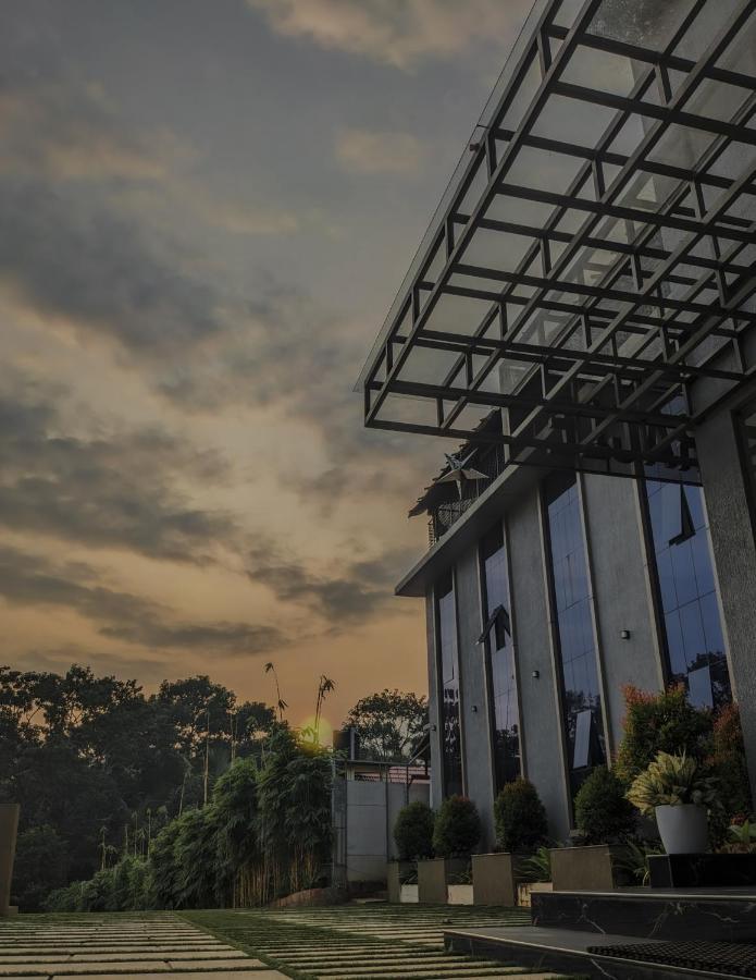 Miracle Hotel And Resorts Kozhikode Ngoại thất bức ảnh