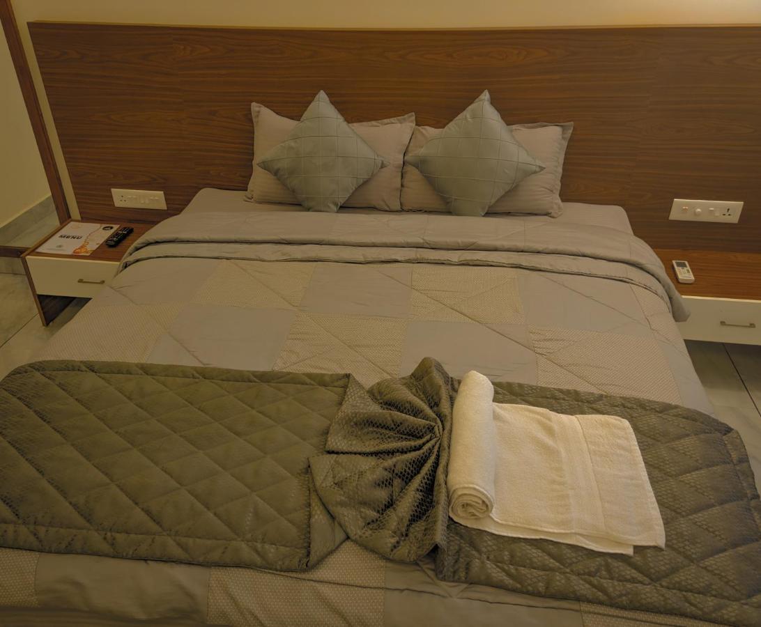 Miracle Hotel And Resorts Kozhikode Ngoại thất bức ảnh