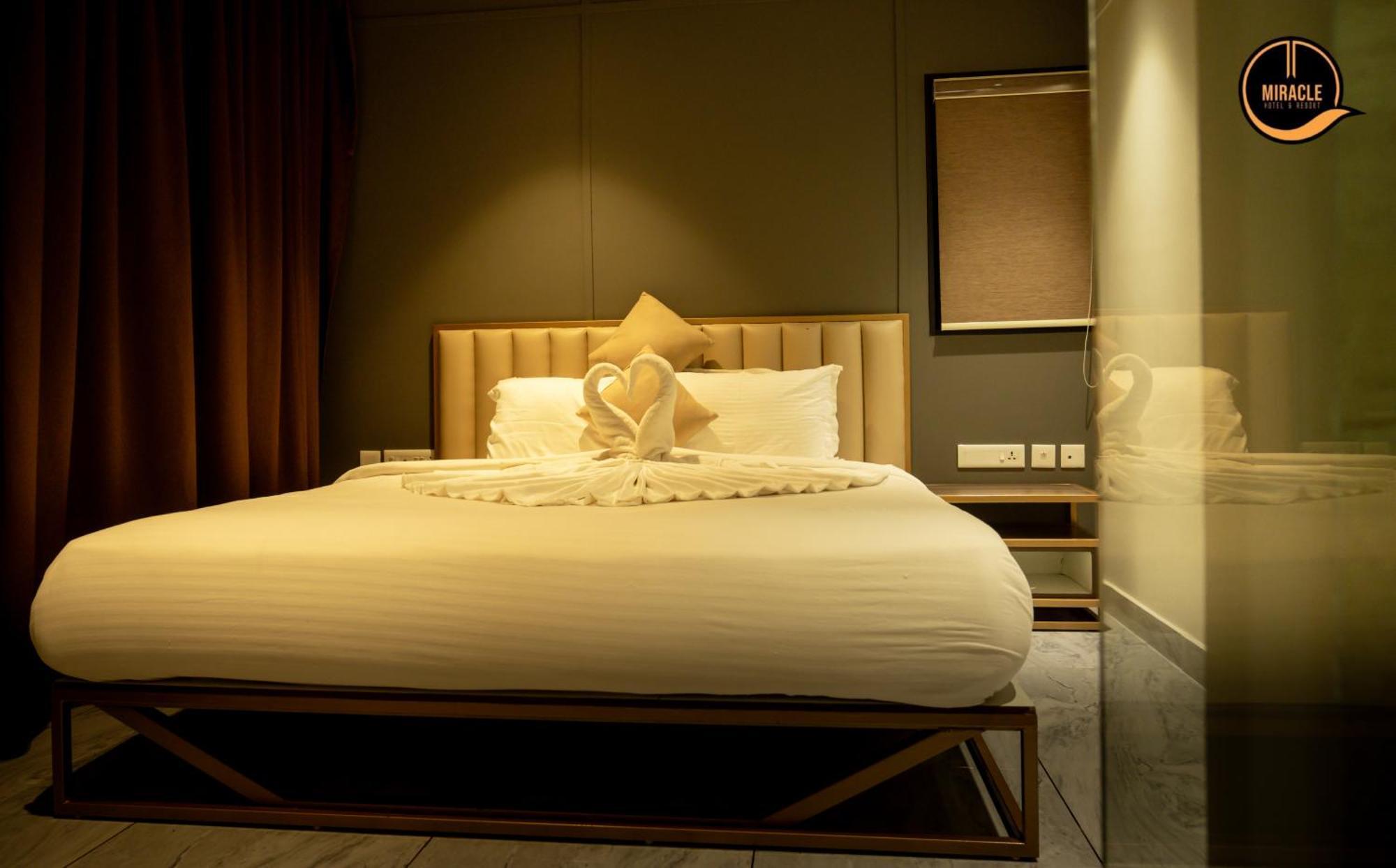 Miracle Hotel And Resorts Kozhikode Ngoại thất bức ảnh