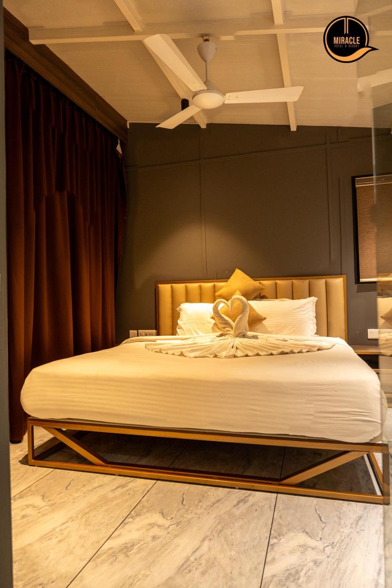 Miracle Hotel And Resorts Kozhikode Ngoại thất bức ảnh