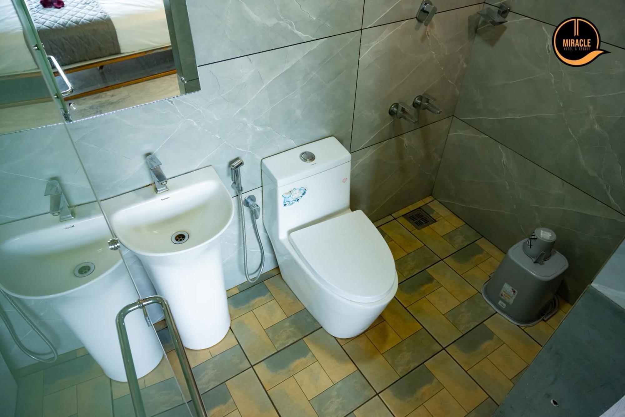 Miracle Hotel And Resorts Kozhikode Phòng bức ảnh